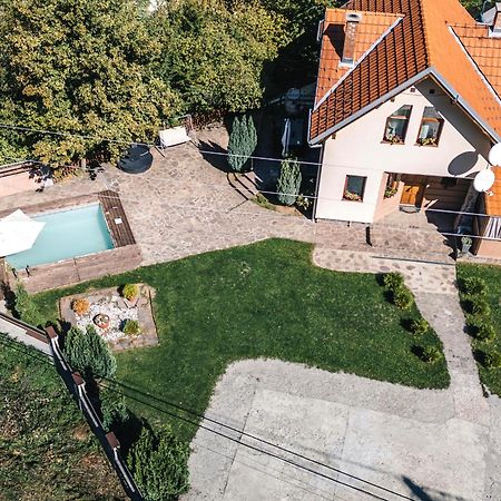 Lodge Zeleni Svet Crni Vrh Ngoại thất bức ảnh